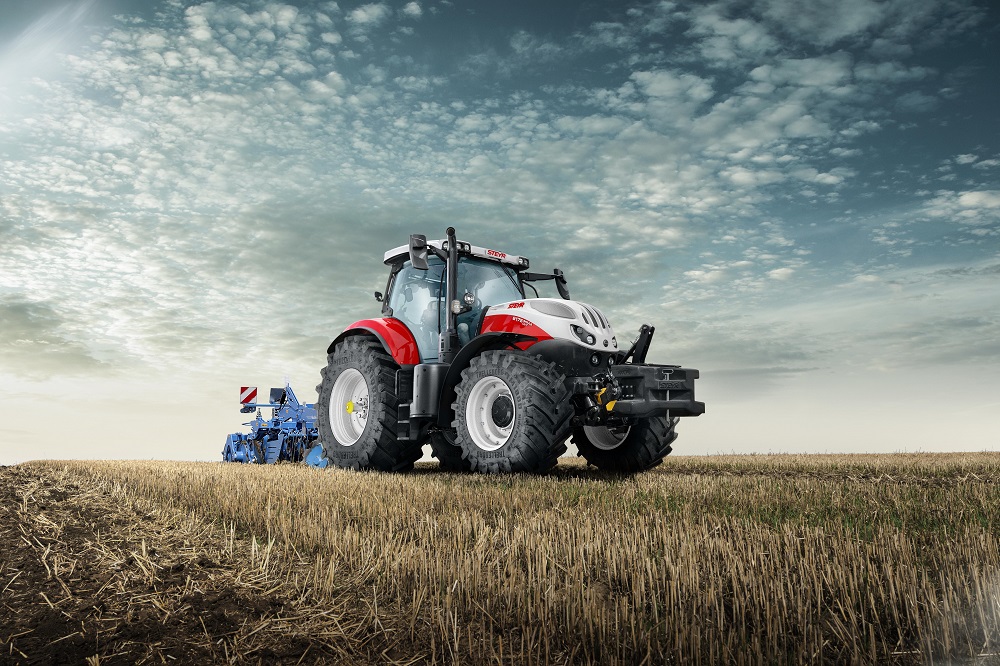 Steyr viert 75 jaar tractorproductie met nieuwe 6280 Absolut CVT