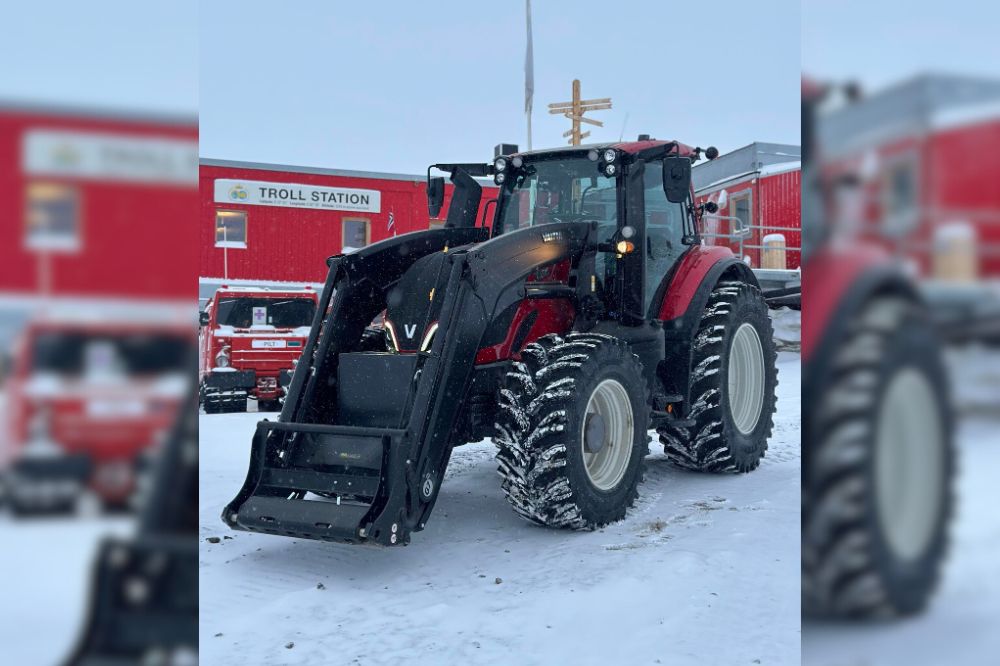 Valtra T235 helpt wetenschappers op Antarctica